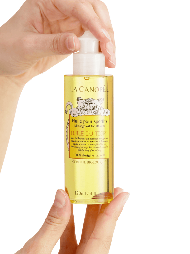 Masaje con aceite de tigre para deportistas