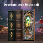 Book Nook - La Porte Du Pays Des Merveilles