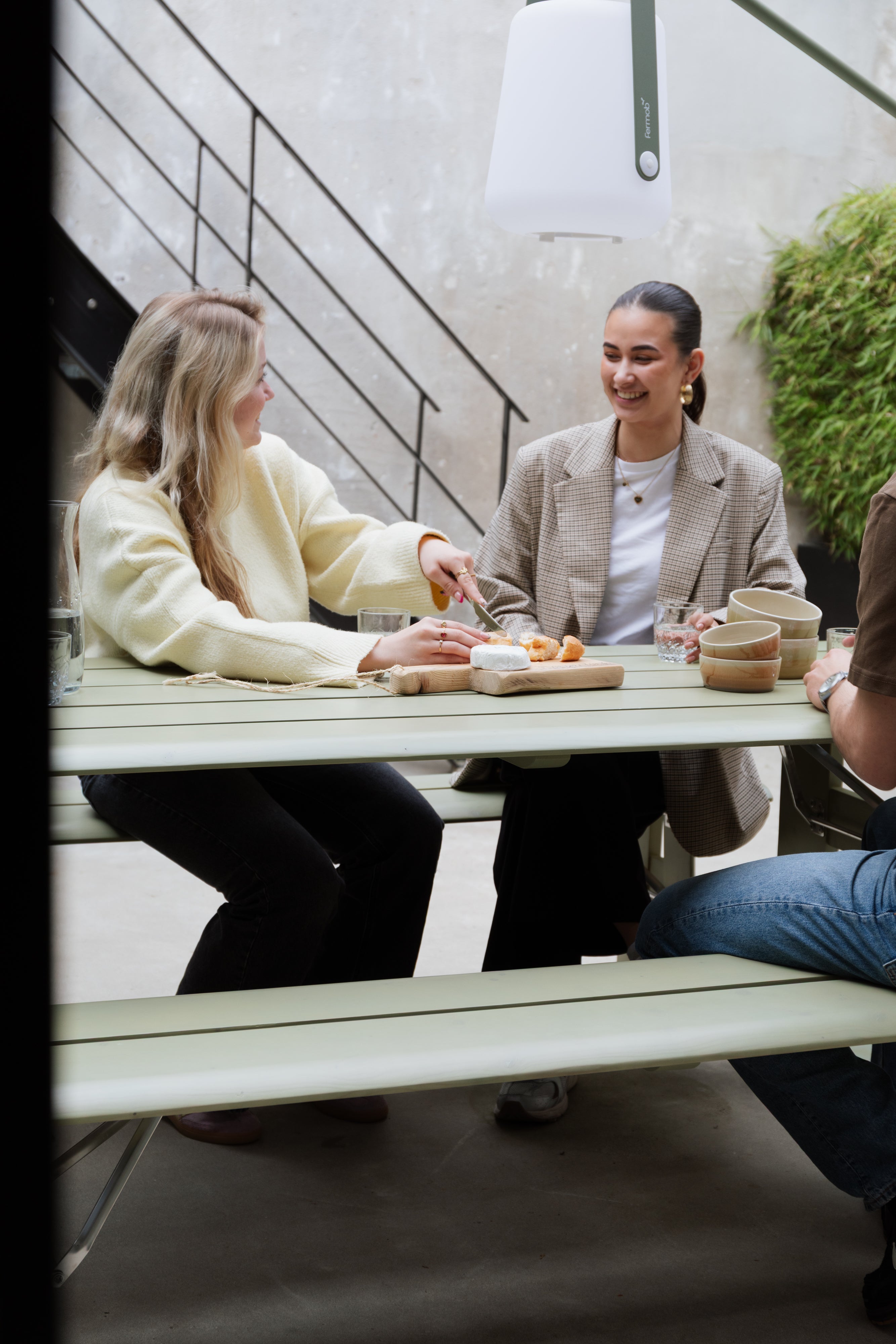 Avenue - Outdoor Table - Pine Wood - Sage Green/Green