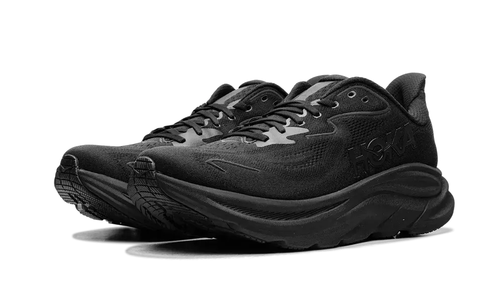 One Clifton 10 Black - Noir