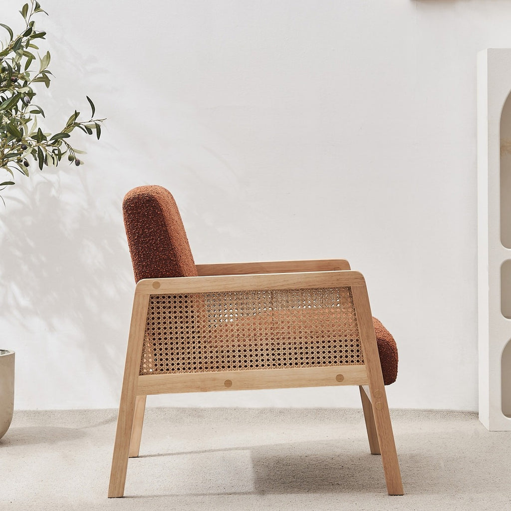 Mani - Fauteuil en Cannage et Tissu Bouclé - Rouille