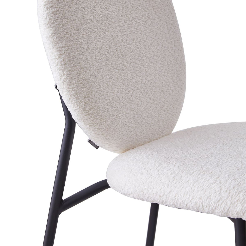 Betty - Lot de 2 Tabourets de Bar en Tissu Bouclette Écru, Piètement Métal Noir - Beige