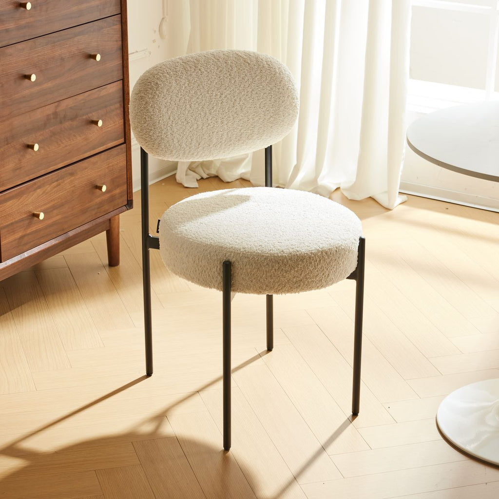 Evora - Lot de 2 Chaises en Tissu Bouclé, Piètement Métal Noir - Beige