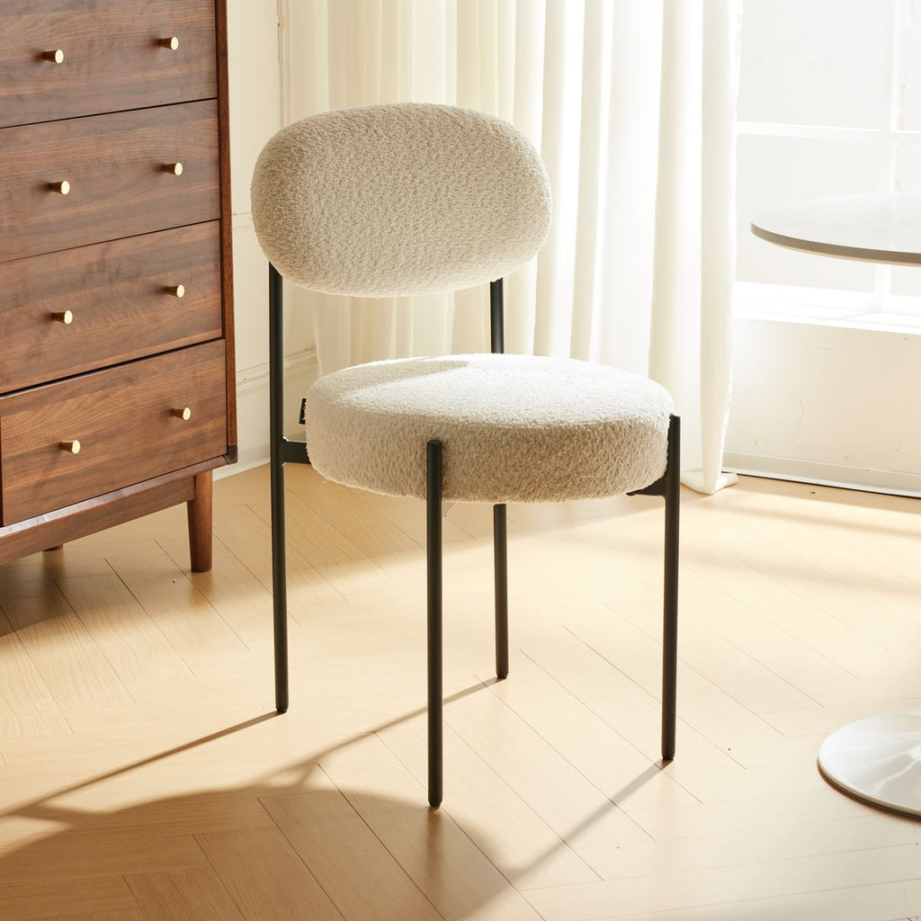 Evora - Lot de 2 Chaises en Tissu Bouclé, Piètement Métal Noir - Beige
