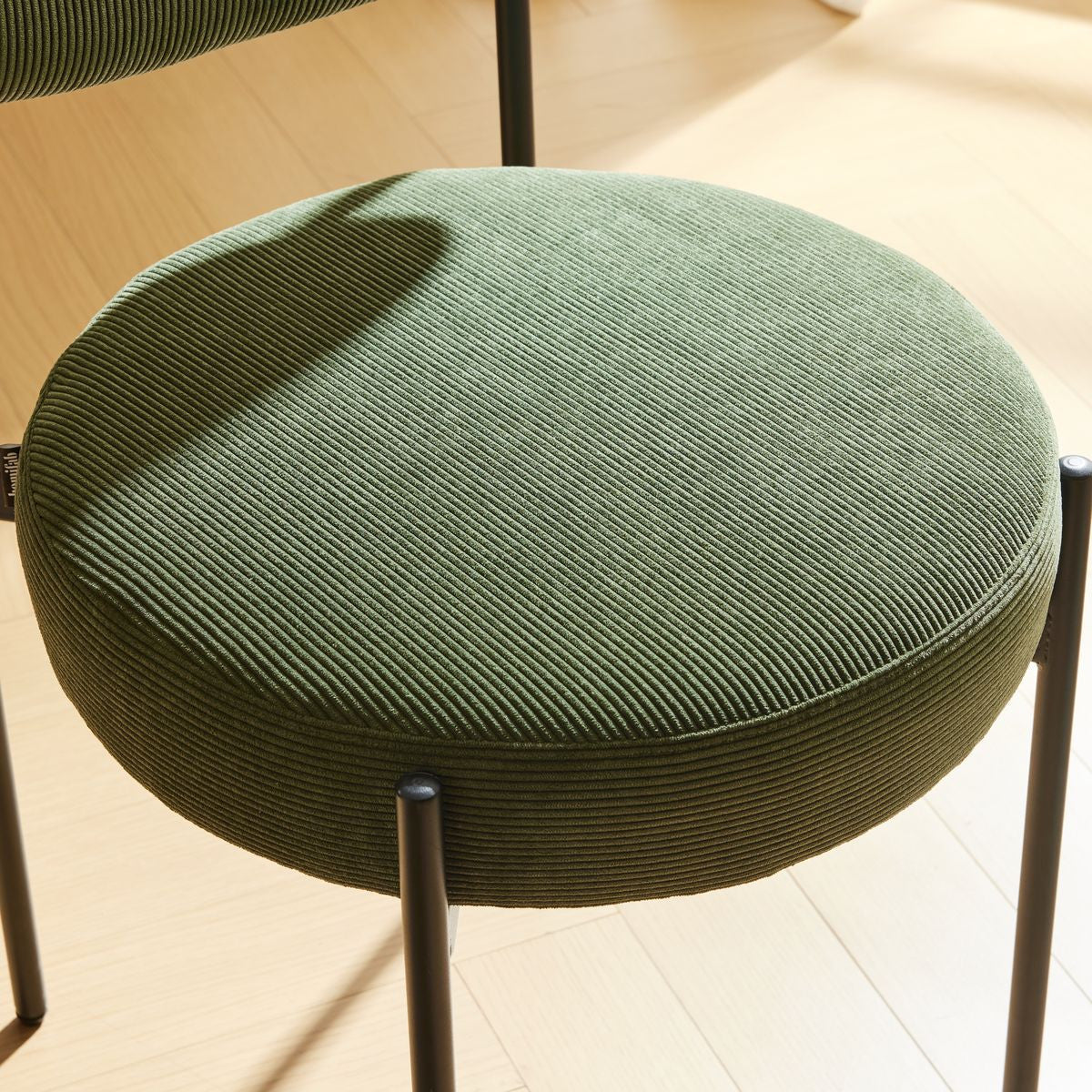 Evora - Lot de 2 Chaises en Velours Côtelé Vert, Piètement Métal Noir - Vert Kaki