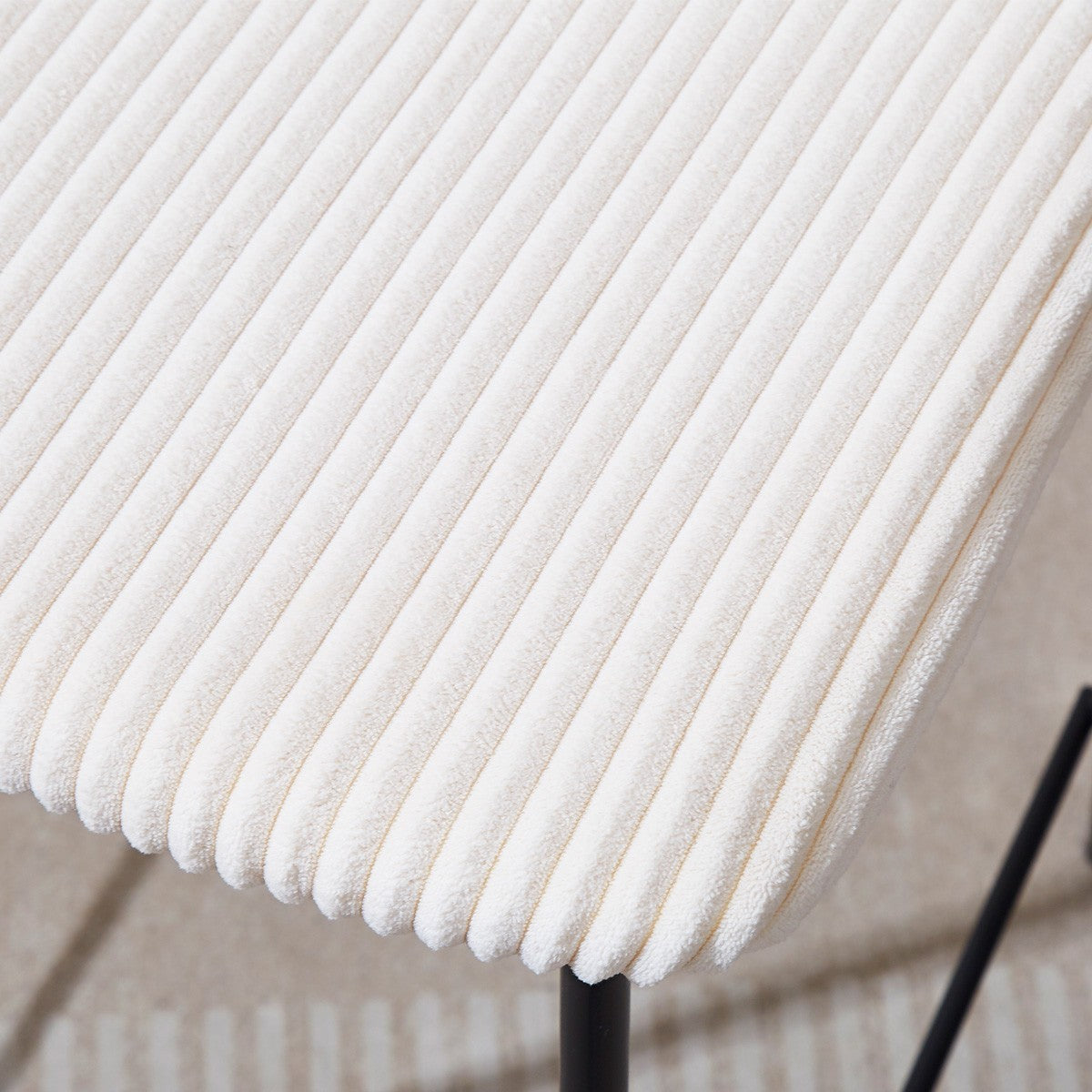 Jones - Lot de 2 Tabourets de Bar en Velours Côtelé - Beige