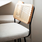 Muse - Lot de 2 Chaises de Bar en Cannage et Velours Côtelé, Piètement Noir - Beige