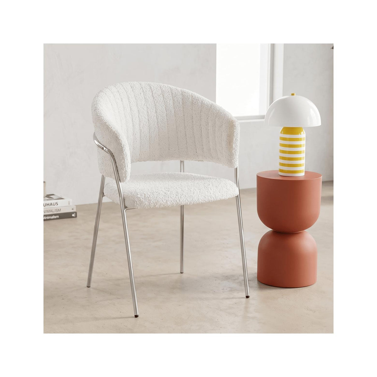 Isya - Lot de 2 Chaises en Tissu Bouclé et Piètement Chromé - Beige