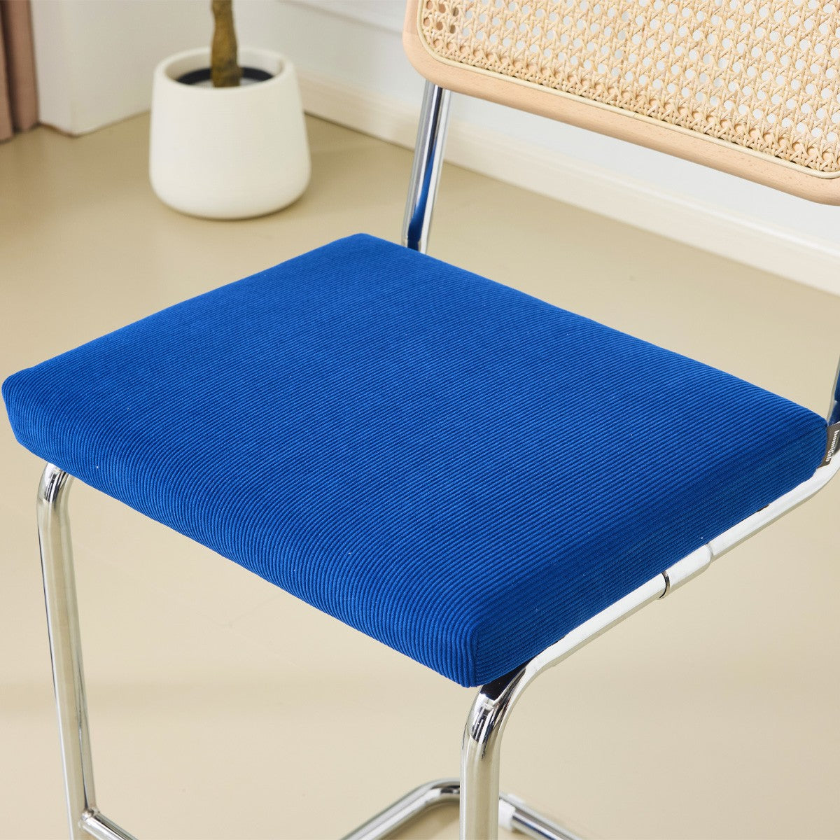 Muse - Lot de 2 Tabourets de Bar en Cannage et Velours Côtelé - Bleu Électrique