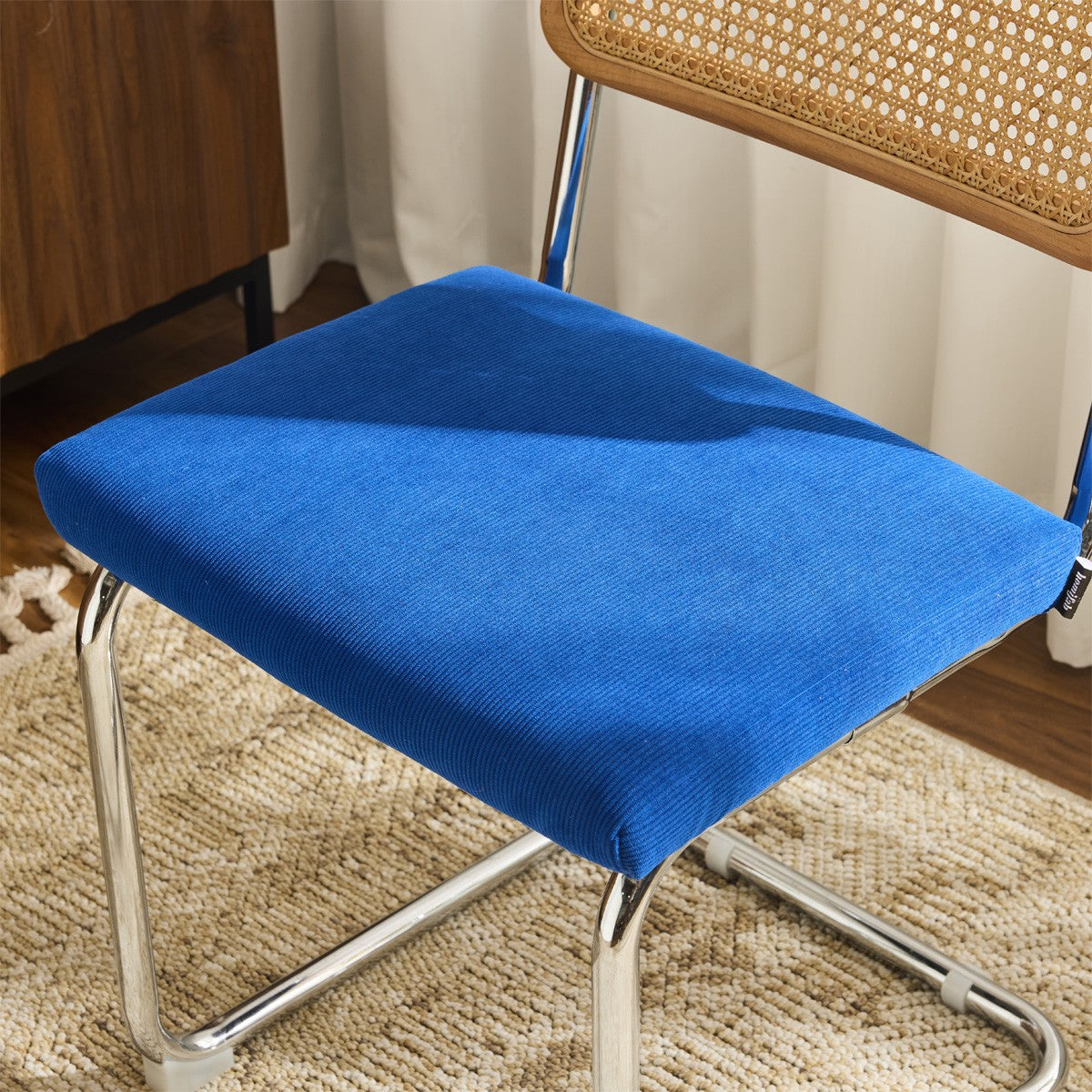Muse - Lot de 2 Chaises en Cannage, Velours Côtelé et Métal Chromé - Bleu Électrique