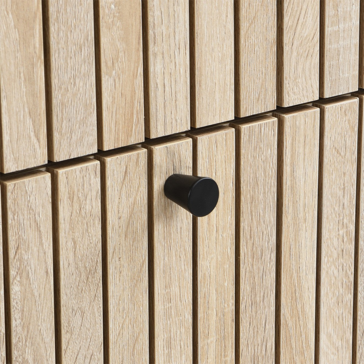 Solna - Table de Chevet 2 Tiroirs Rainurés Couleur Chêne L50xH55 cm - Bois Clair