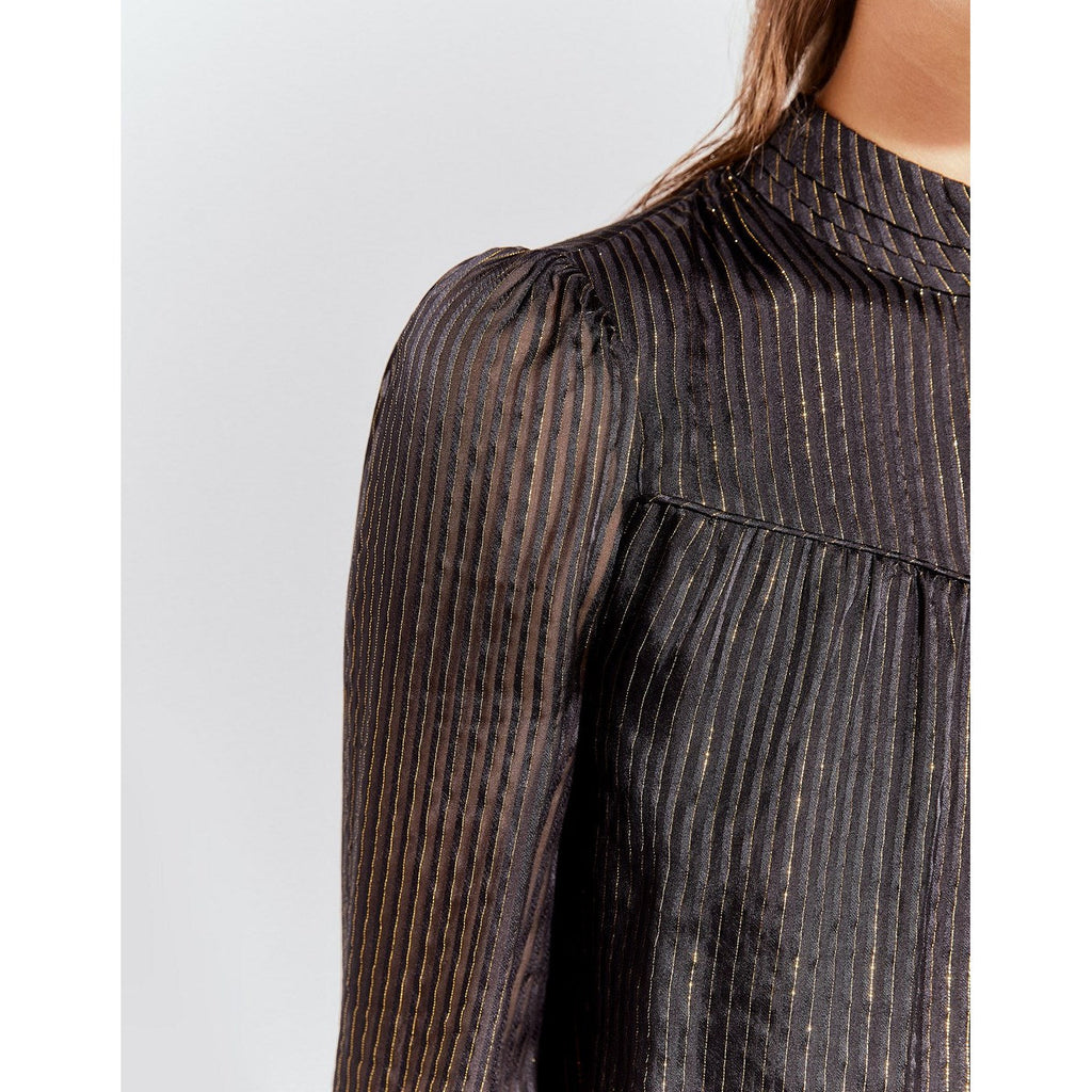 IKKS - Pure Edition Blusa Cuello Alto En Seda E Hilo Dorado - Negro