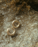 Mini créole plaqué or femme légèrement martelée 