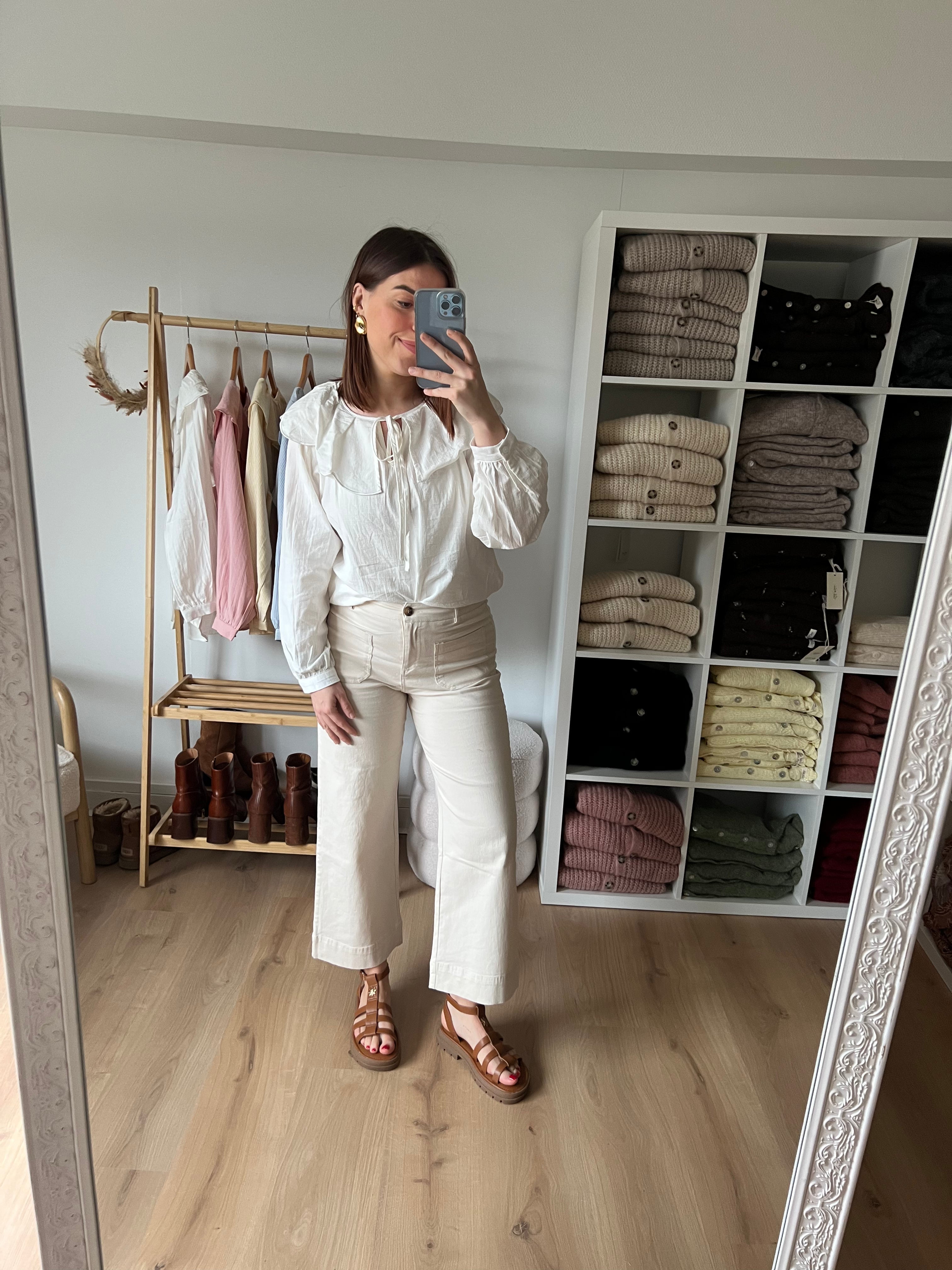 Sandalias Planas Amalia Camel