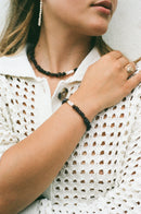 Le Collier Grenat