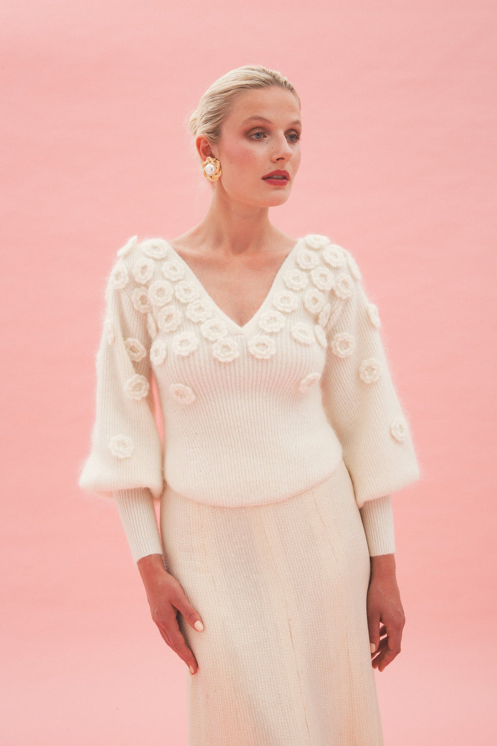 Maglione con scollo a V in mohair e lana con fiori - Bianco
