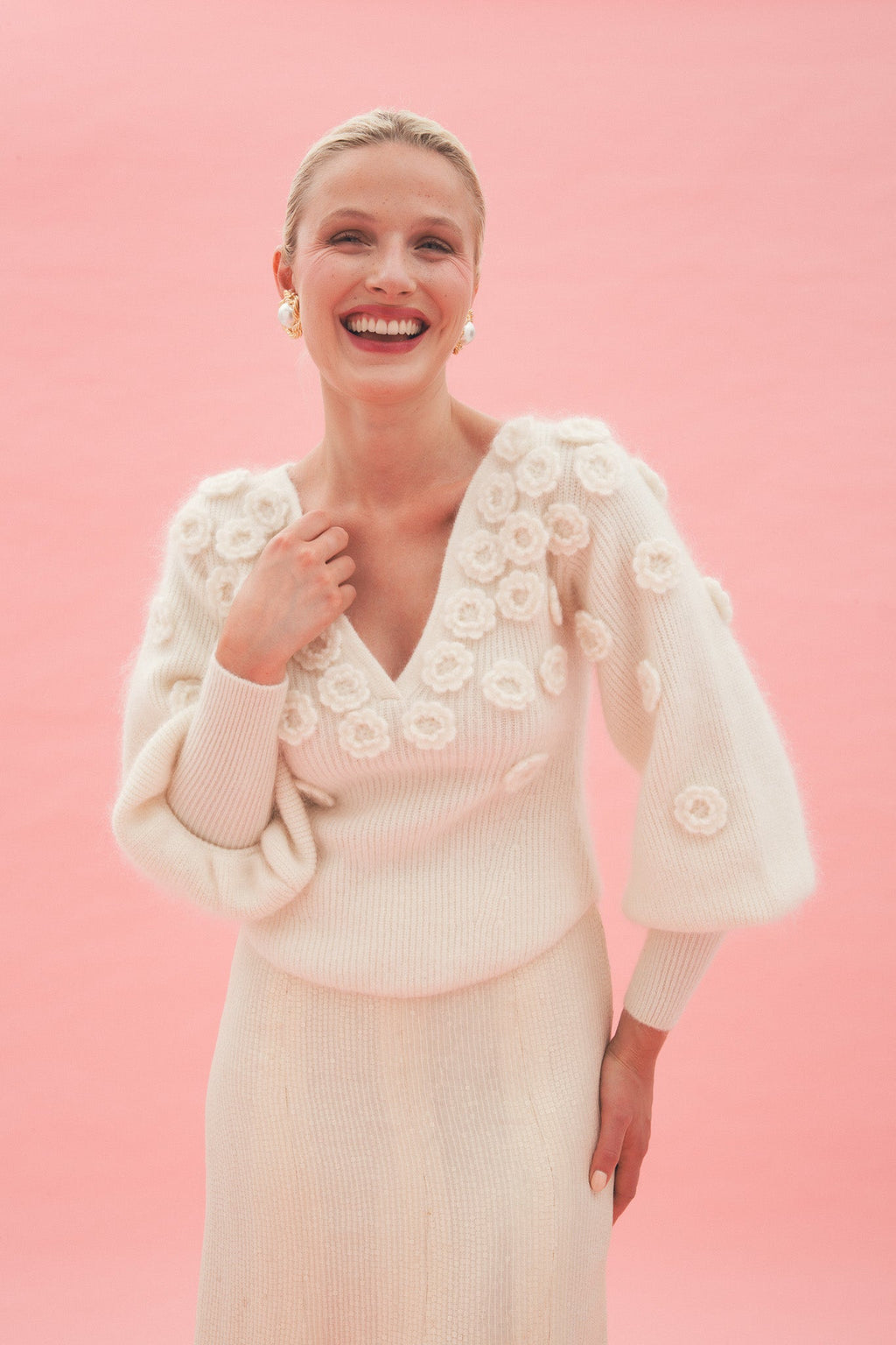 Maglione con scollo a V in mohair e lana con fiori - Bianco