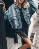La chaqueta vaquera azul