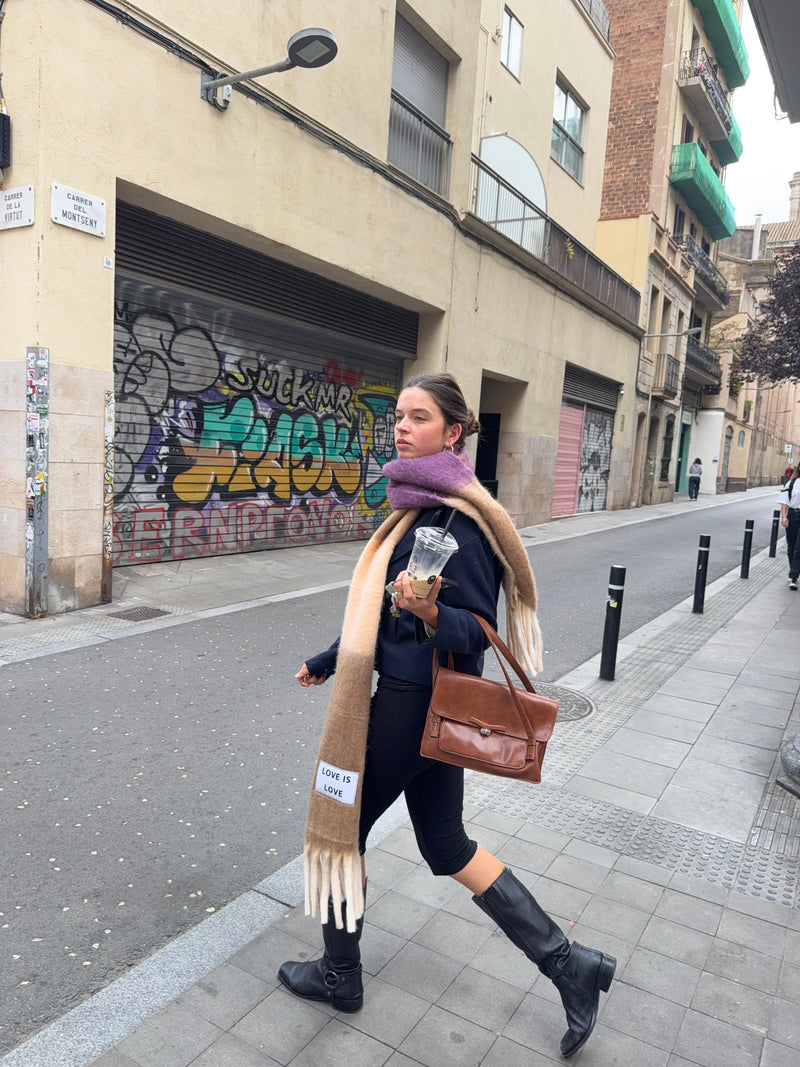 Écharpe Maxi Love Is Love