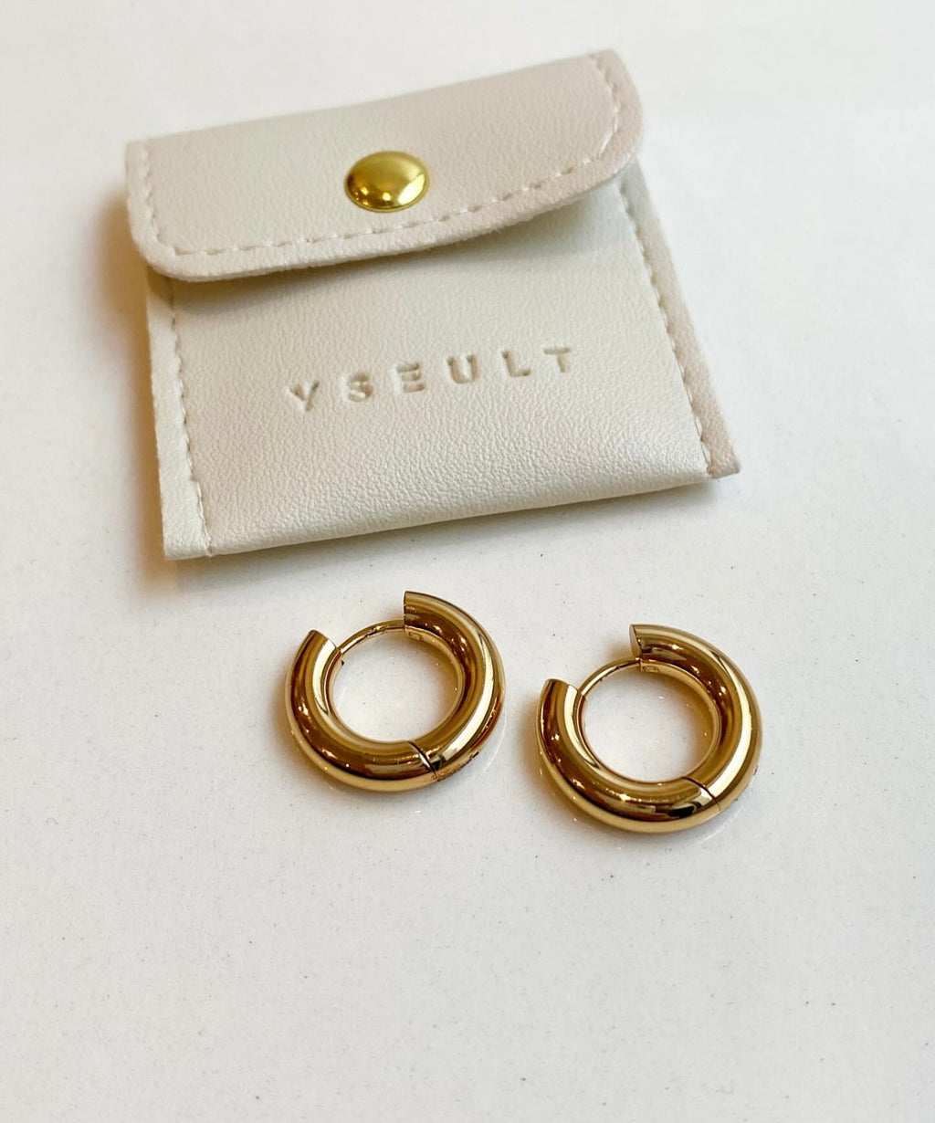 Zola Hoop Earrings