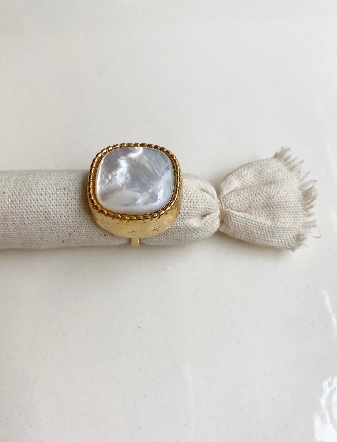 Anillo Boris