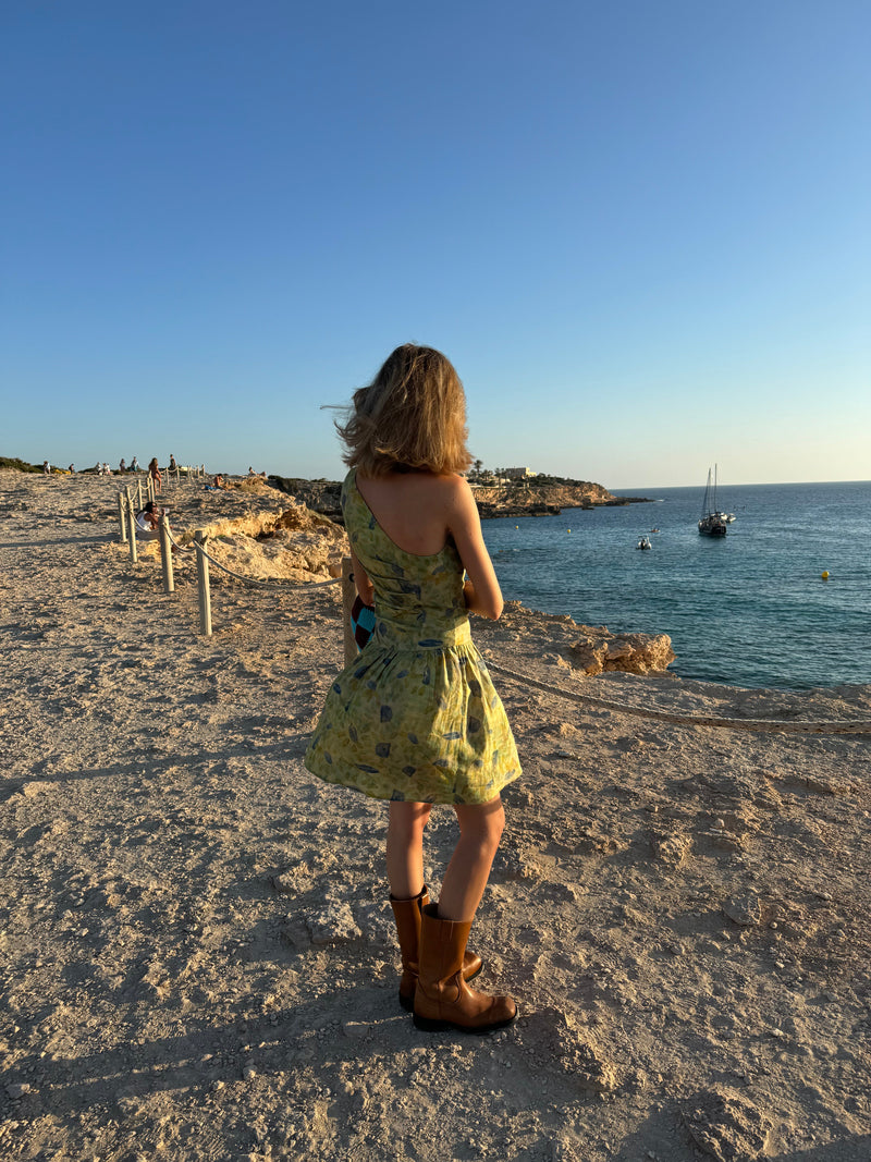 Vestido asimétrico - Lirio de agua verde