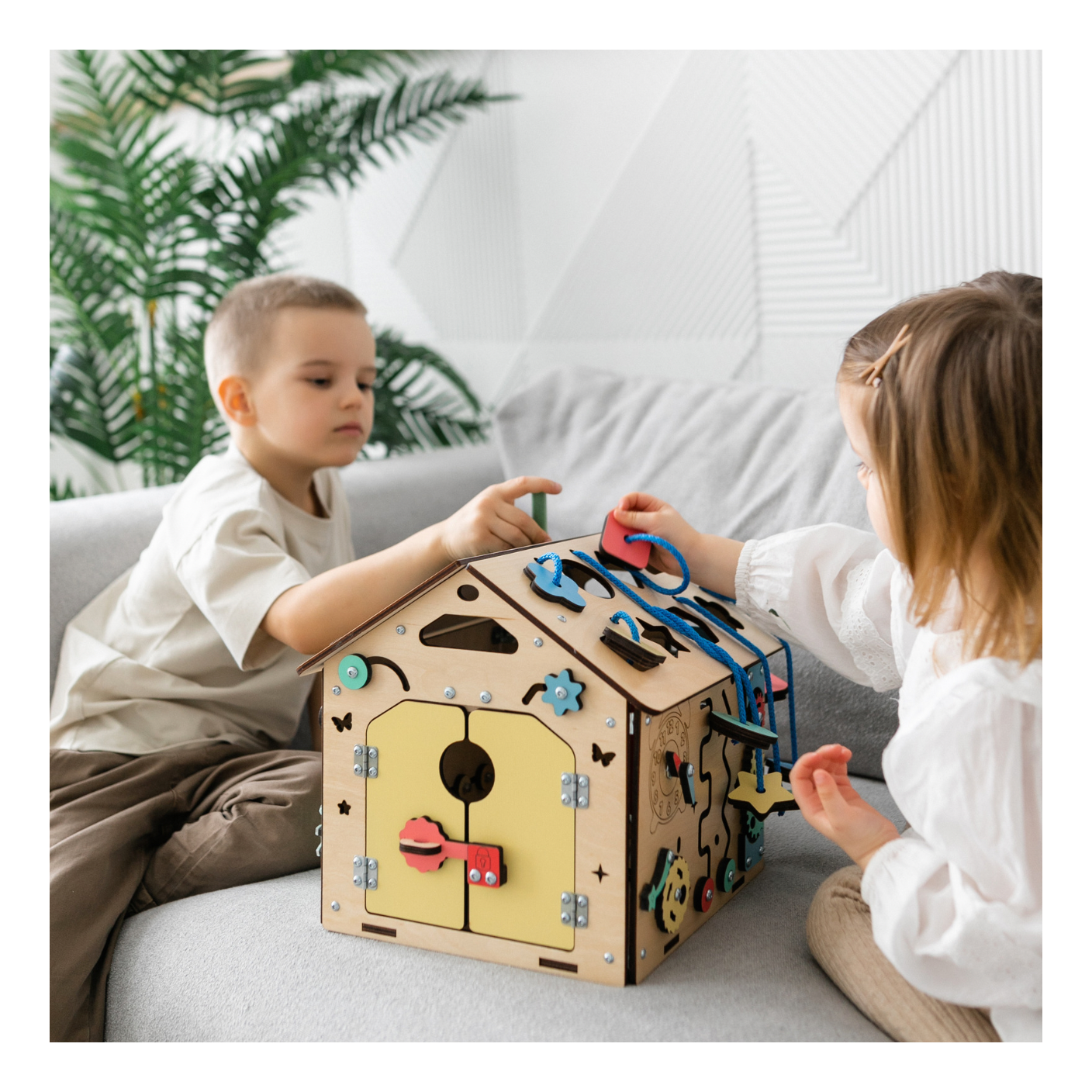 Busy Board Maisonnette Éducative En Bois – Mini