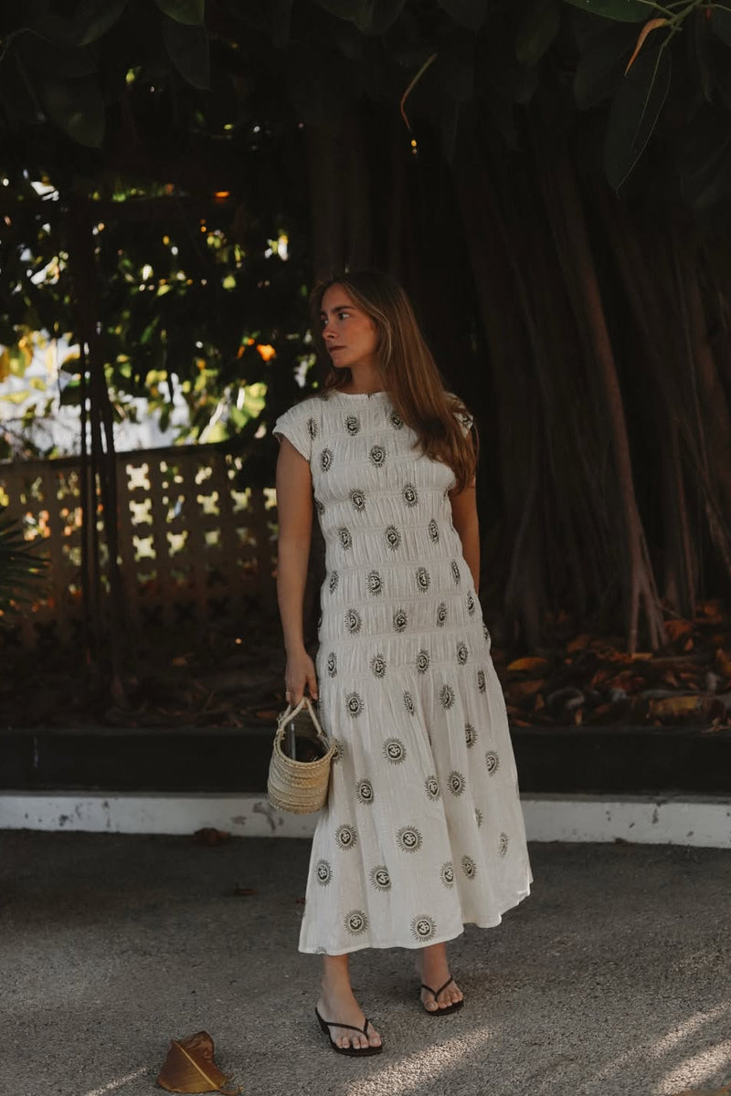 Robe Bee