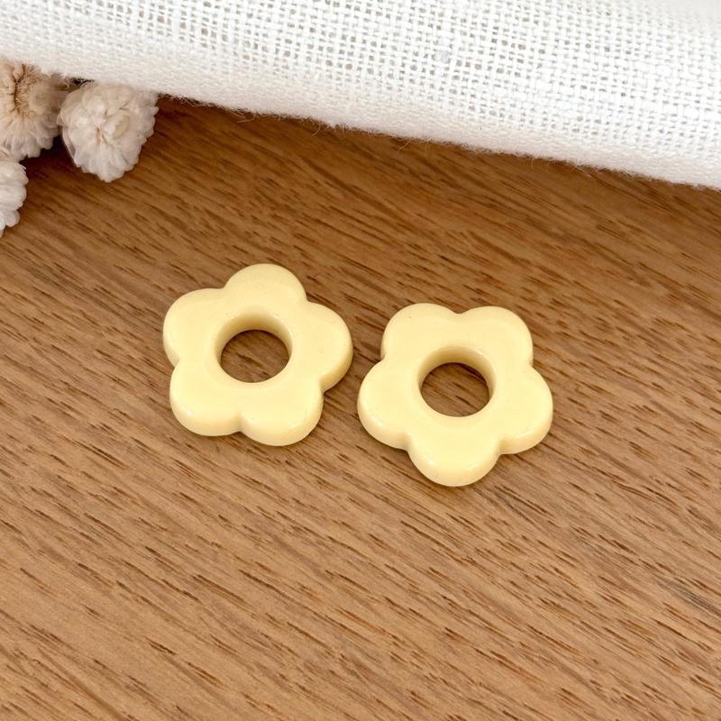 Fleurs "Flora" acétate-Boucles d'oreilles-instants-plaisirs-Jaune mat-Instants Plaisirs | Bijoux