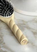 N.03 La Brosse Cuir Chevelu Sensible L'Indispensable Douceur Ivoire Cair