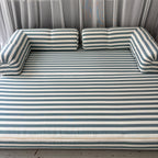 Sofá Cama De Rayas Verdes Y Blancas Vintage