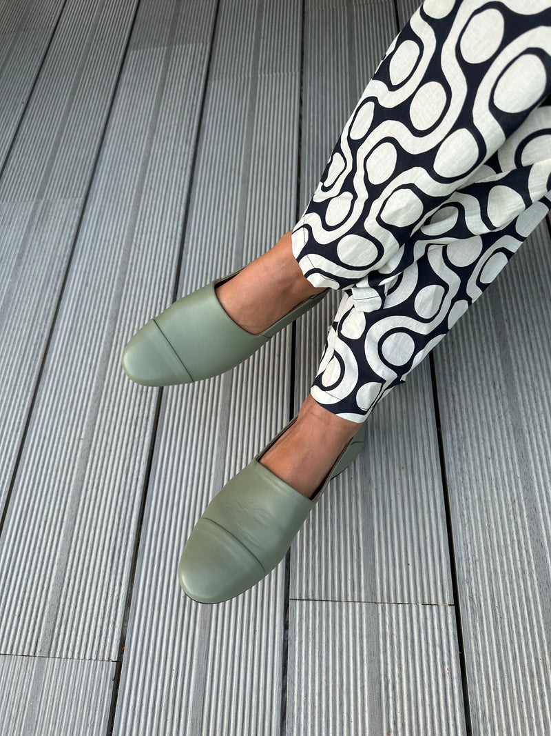 Slip-On de piel caqui - Lachoix