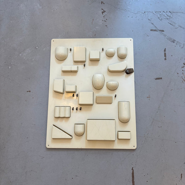 Tableau De Rangement Uten.Silo Ii De Dorothé Becker, 1969