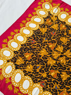 Foulard Christian Dior – Modèle Léopard Et Abeilles