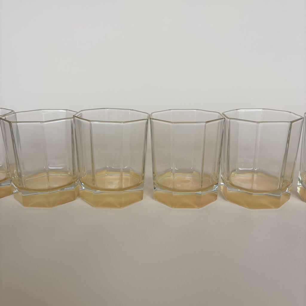 Juego de 6 vasos facetados amarillos