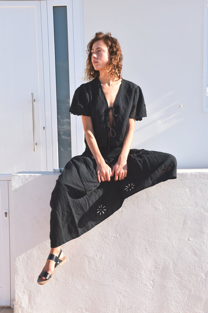 Alma Black Shirt