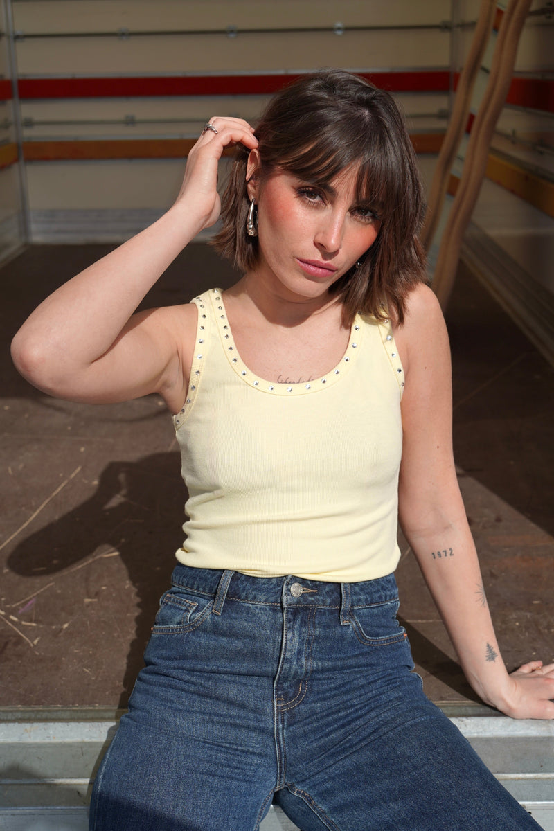Top Ora Amarillo