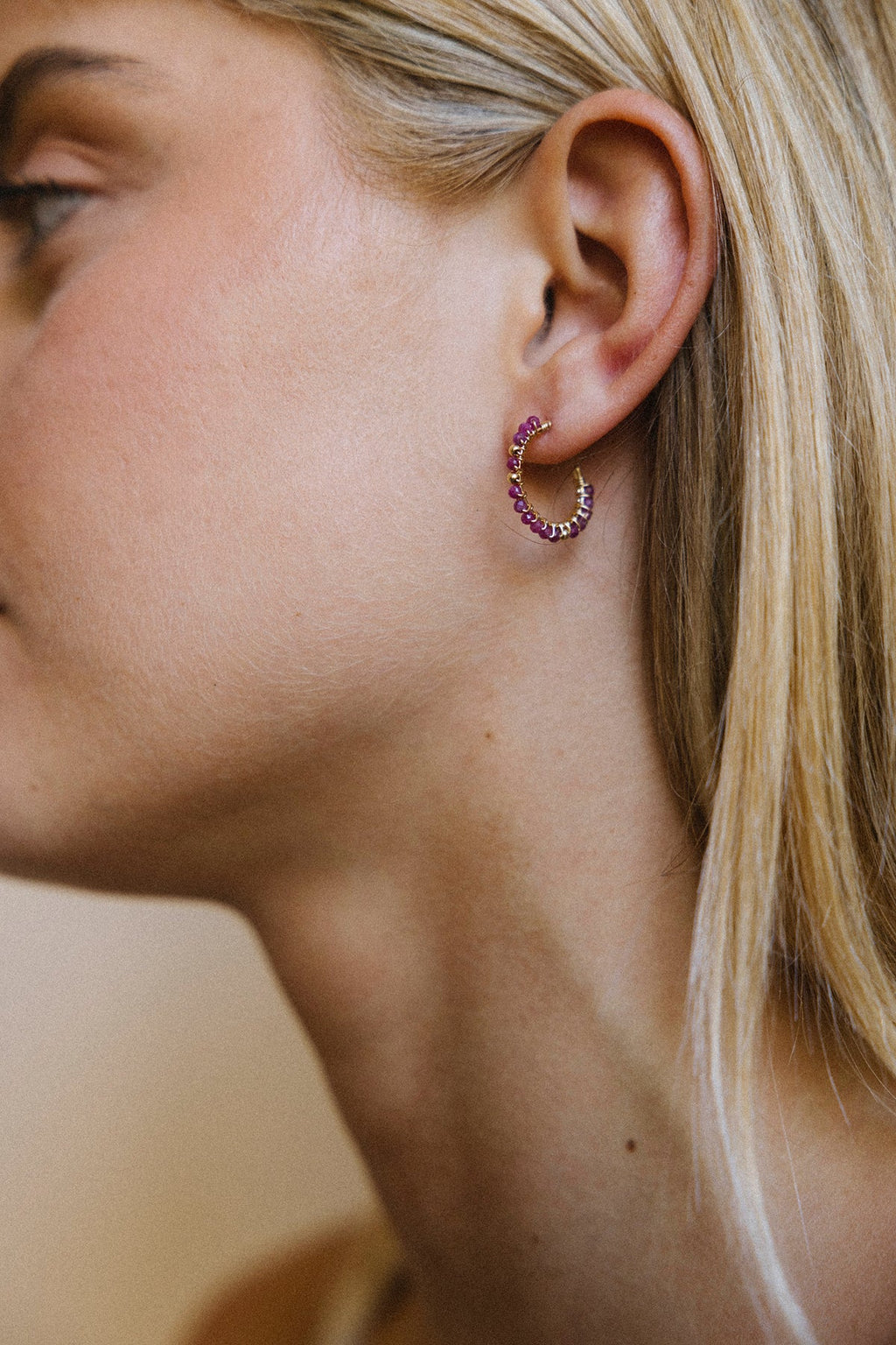 Frida Medium Hoop Earrings - Ruby