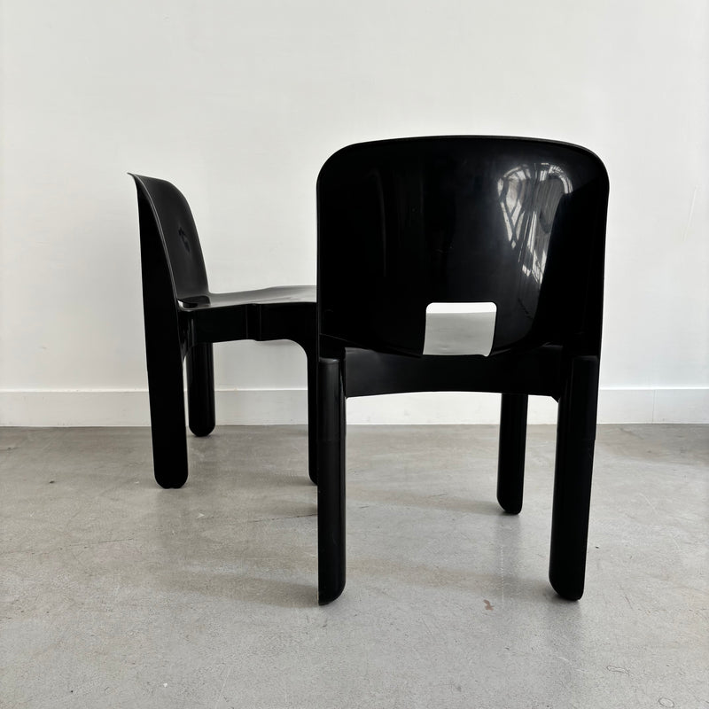 Par de sillas Universale de Joe Colombo para Kartell, años 70