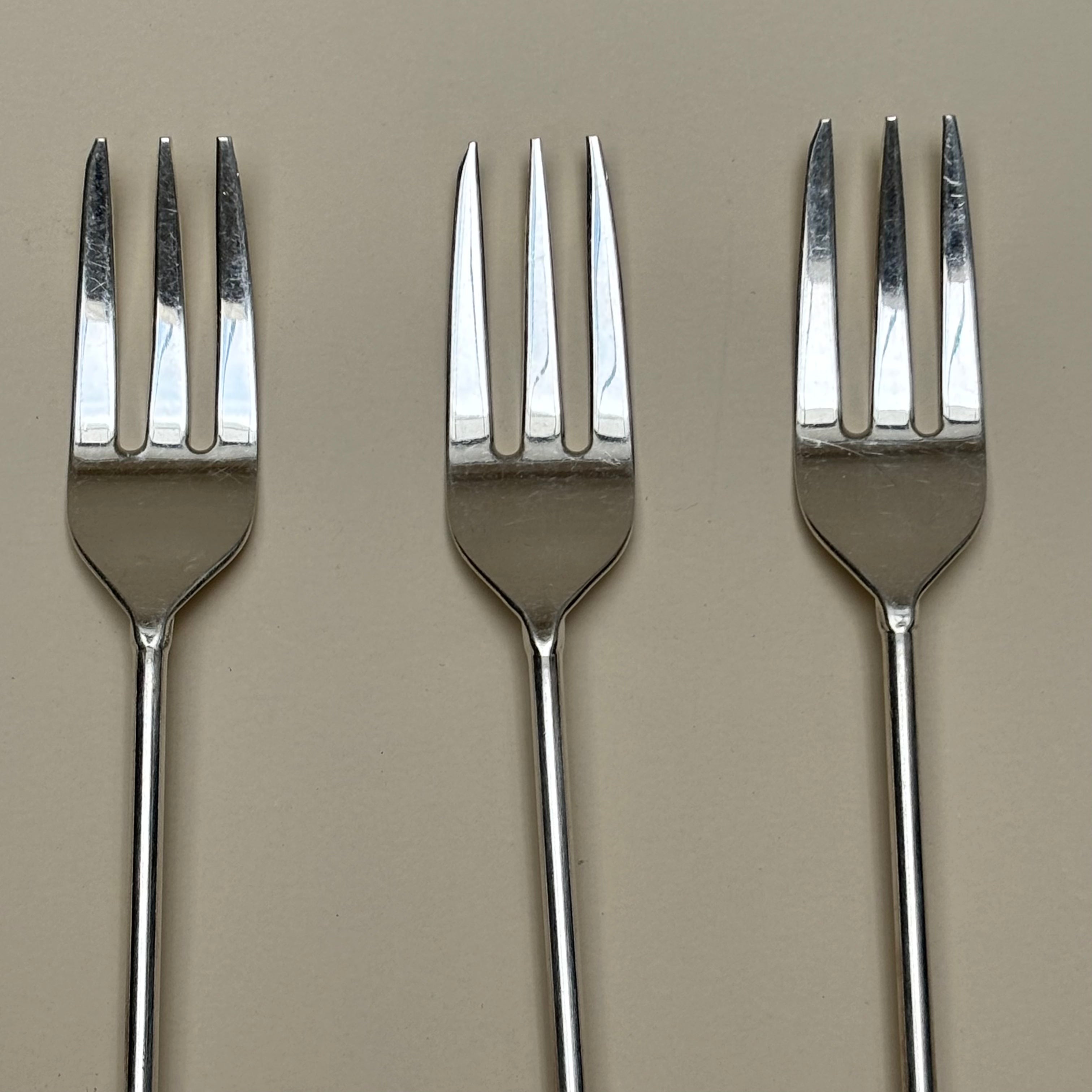 Set Of 4 Dessert Forks