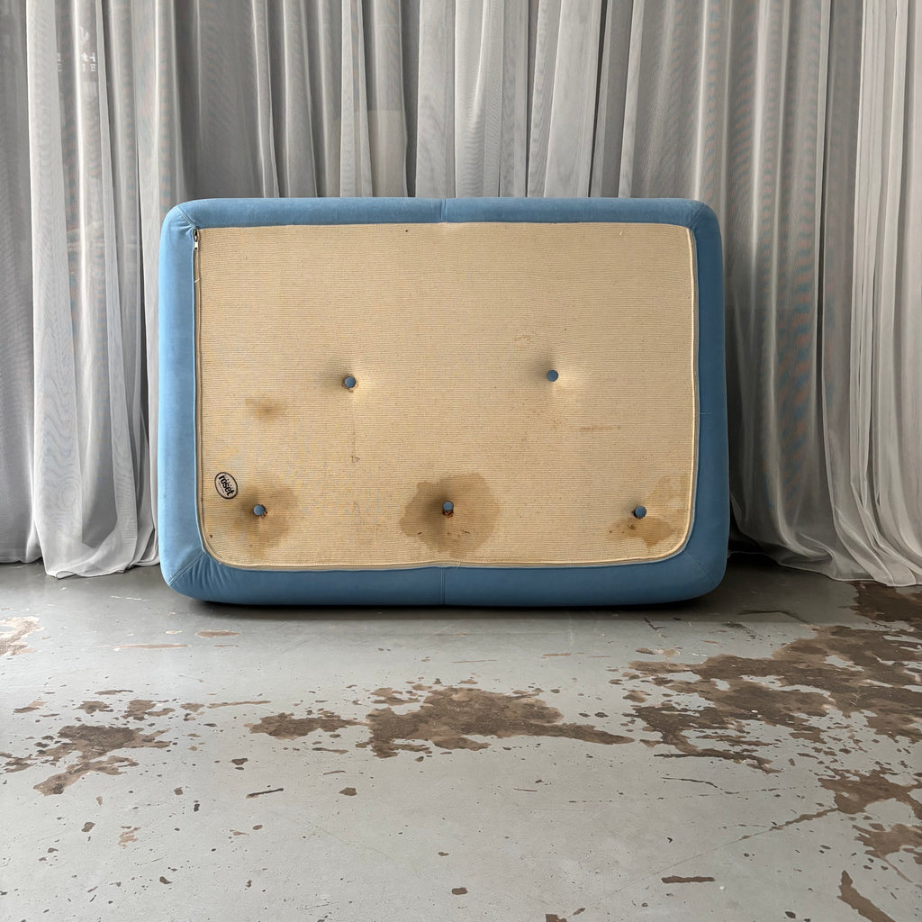 Sofá de 2 plazas Kali azul de Michel Ducaroy para Ligne Roset