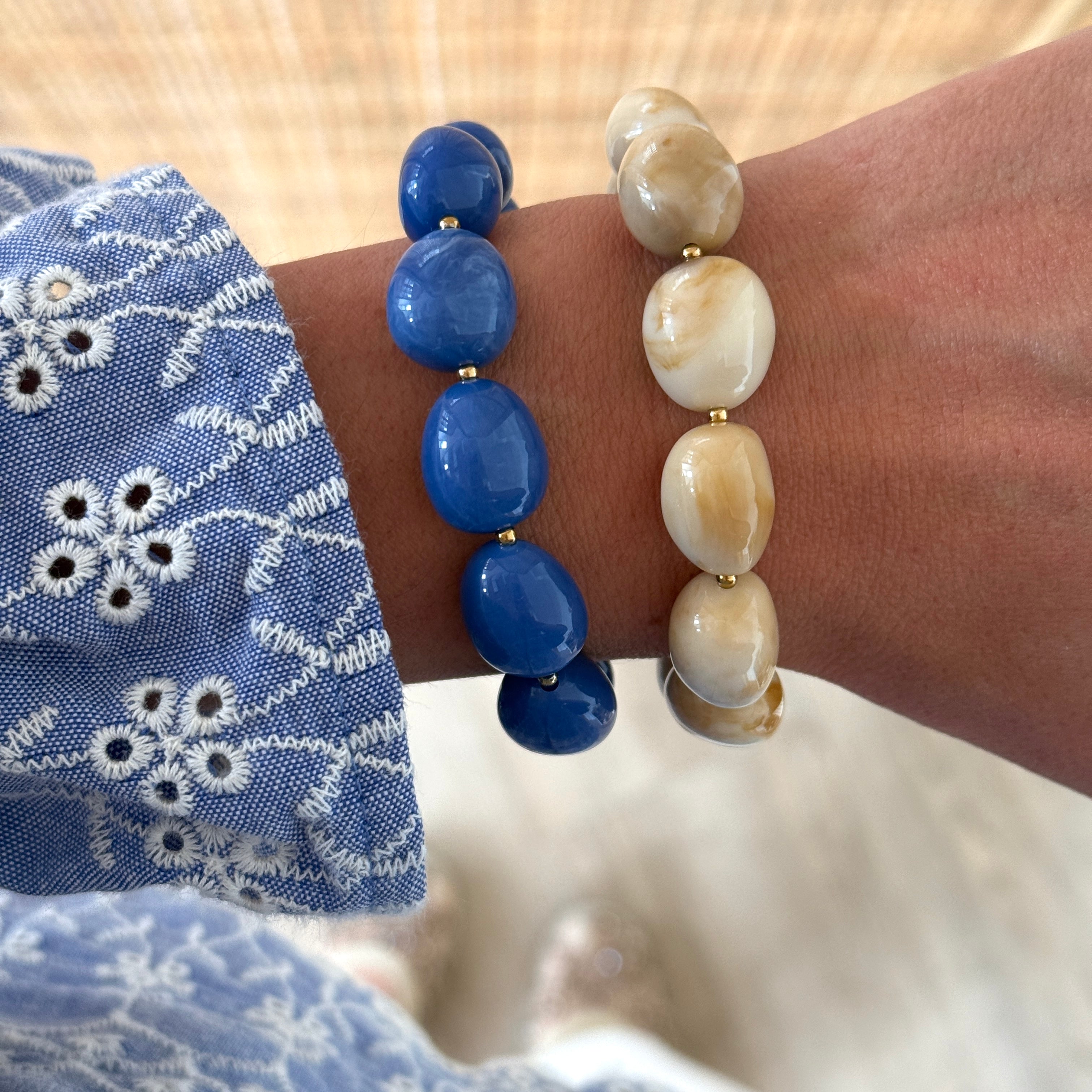 Pulsera de resina “Clara”