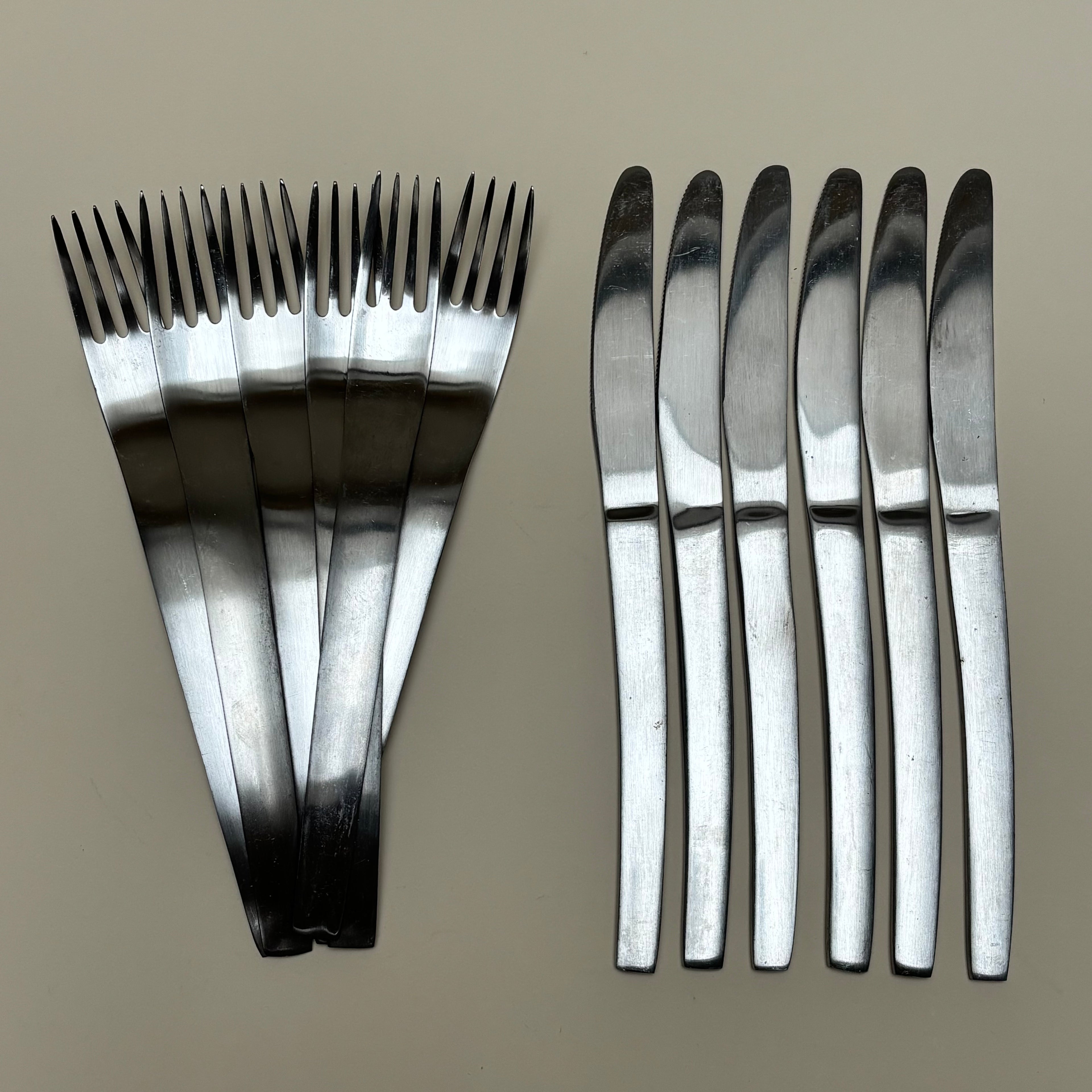 Juego De Cubiertos De Metal Vintage