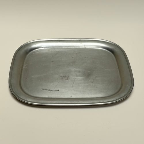 Plato de metal vintage