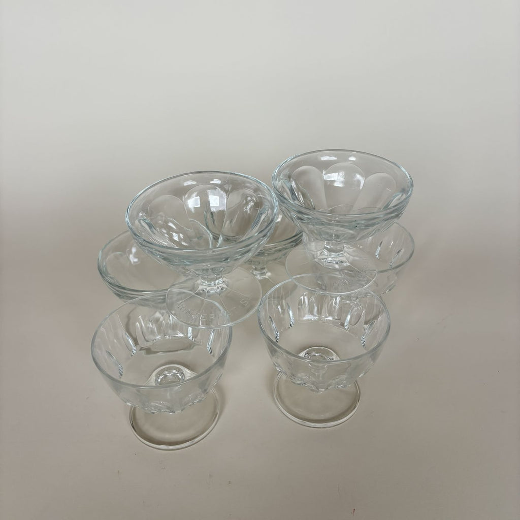 Juego De 7 Copas De Vidrio