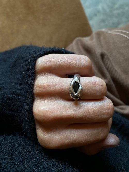 Anillo de ónix de creación propia