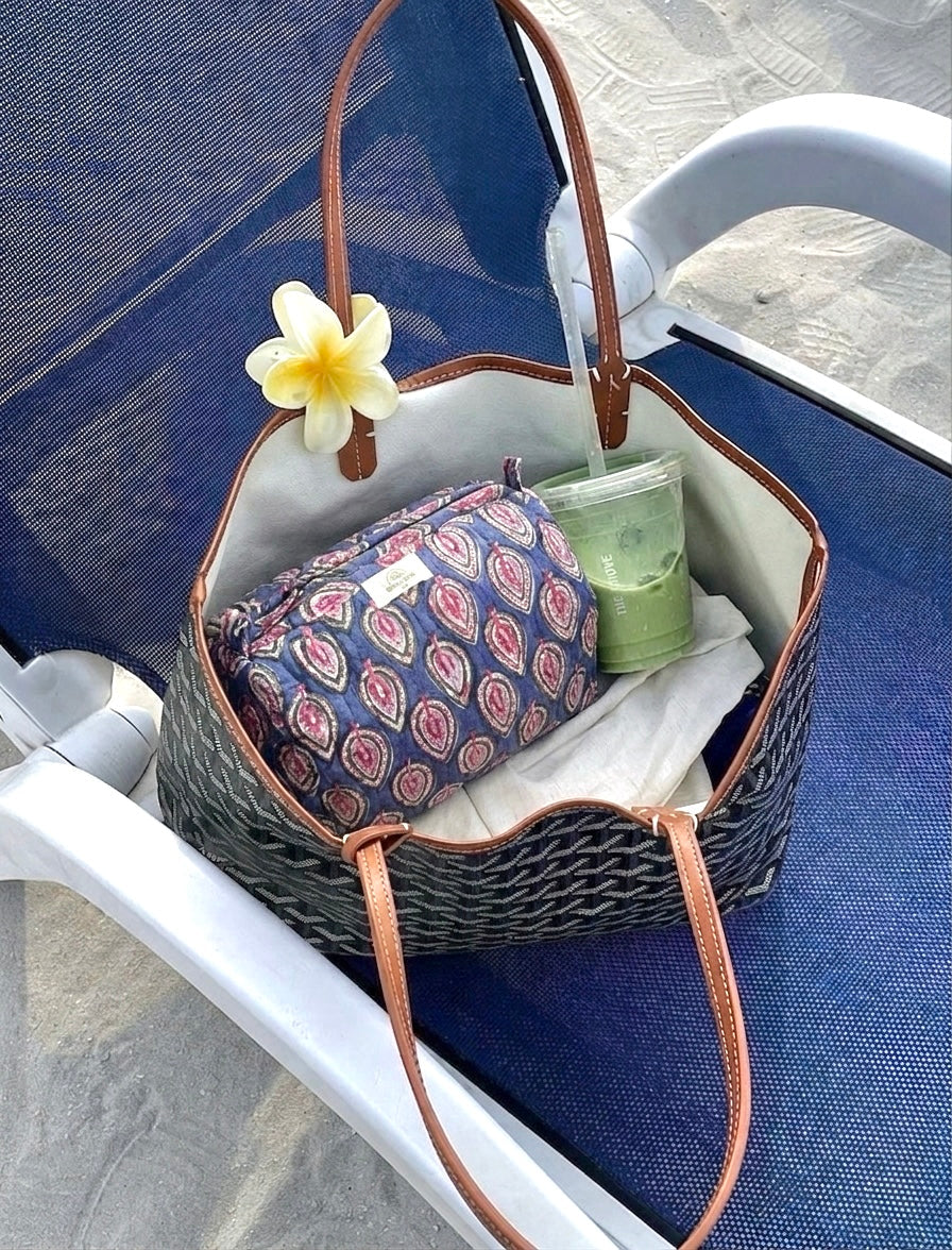 Delhi Pouch