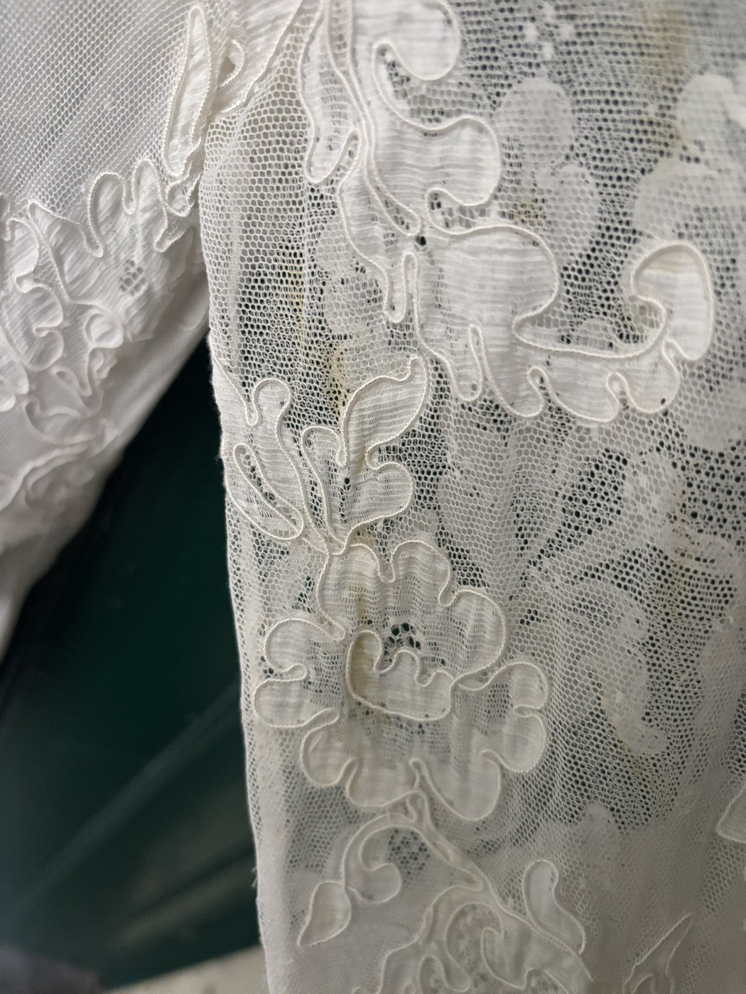 Source Wedding Dress - White