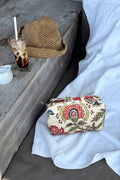 Delhi pouch