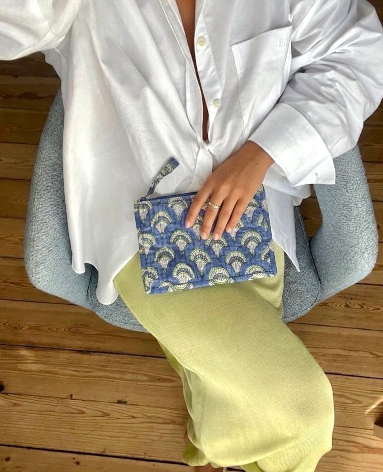 Bombay Pouch